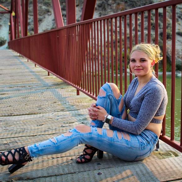 Profile Picture of Chaz Marcinek (@chazmarcinek03) on Poshmark