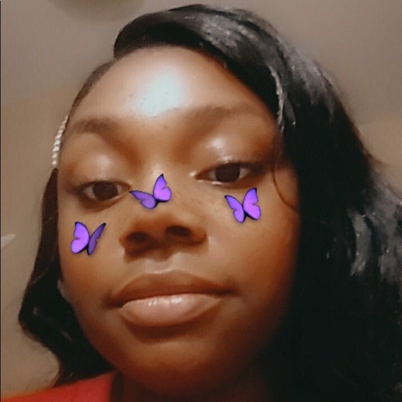 Profile Picture of Tyra Wardley (@tyradeanna06) on Poshmark