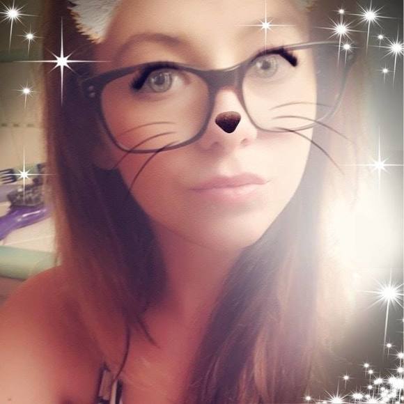 Profile Picture of Mallory Bisiaux (@mallorybisiaux) on Poshmark