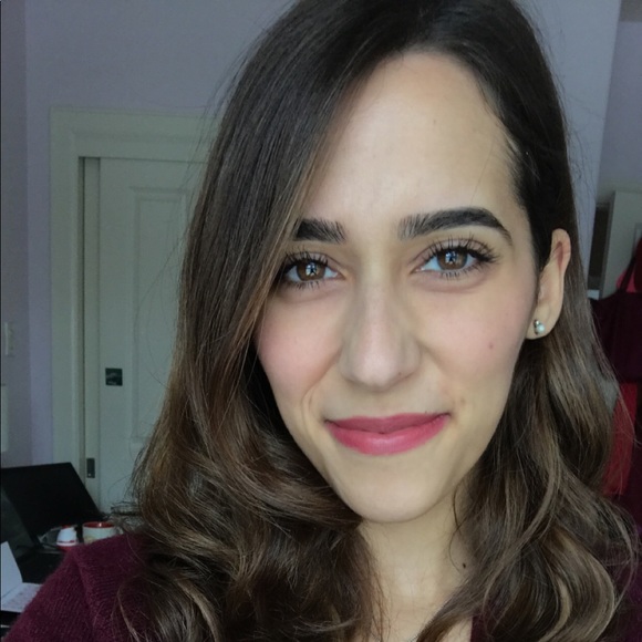 Profile Picture of Miriam Haddad (@miriamhaddad) on Poshmark