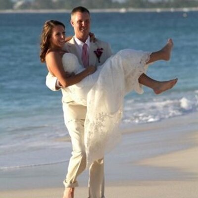 Profile Picture of Amy Connors Howard (@Amyconnors423) on Twitter