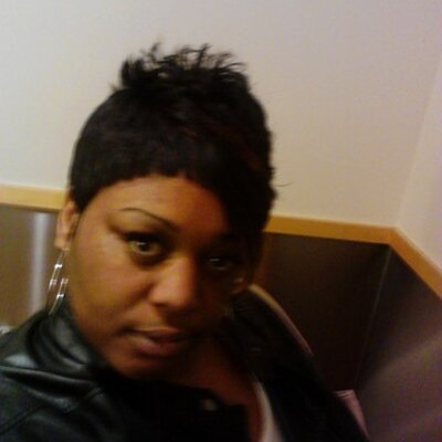 Profile Picture of Victoria Ware (@vicky_ckretz) on Twitter