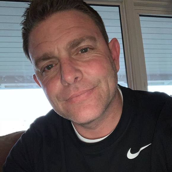 Profile Picture of Seth Walters (@sethdub9) on Poshmark