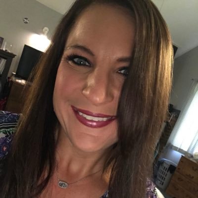 Profile Picture of Jen Wright Berryman (@jenlwberry) on Twitter
