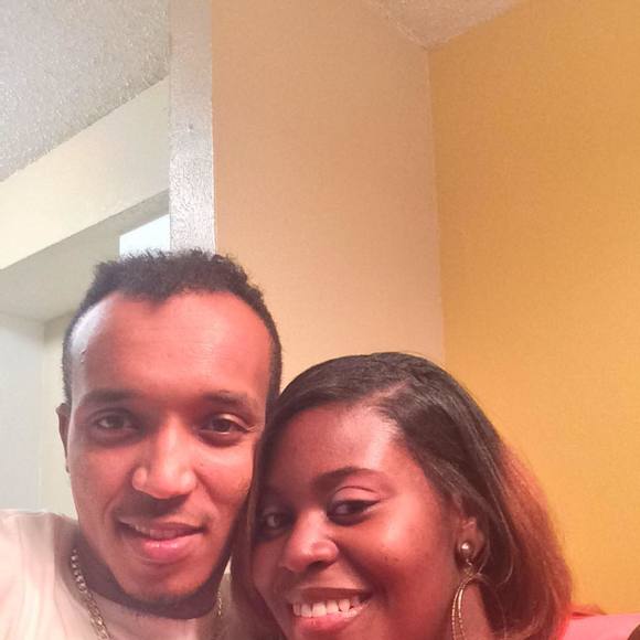 Profile Picture of Azizi Khalifa (@azeasydenzel07) on Poshmark