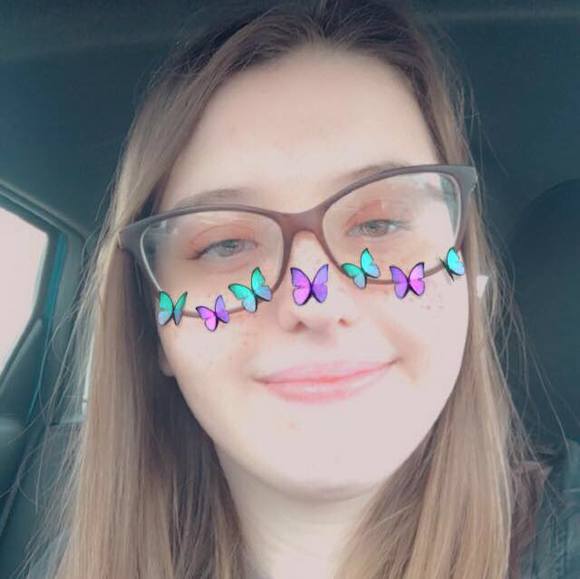 Profile Picture of Lisa Norquist (@lisanorquist28) on Poshmark