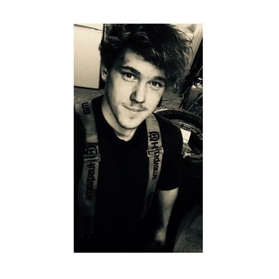 Profile Picture of Edward (@edwardridout) on Twitter