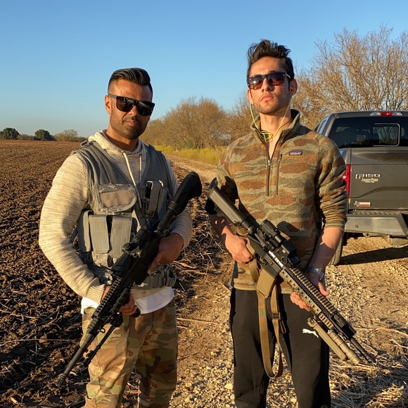 Profile Picture of Bobby Virk (@bobbyvirk) on Poshmark