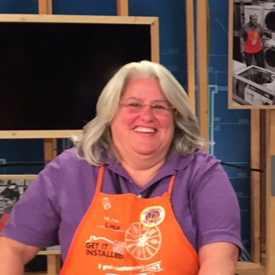 Profile Picture of Lisa Morgan-Hetu (@HDELisaTampa) on Twitter