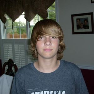 Profile Picture of Kyle Vaughan (@mouseboneskater) on Myspace