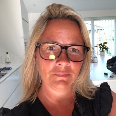 Profile Picture of Anne (@AnneAaeBergmann) on Twitter