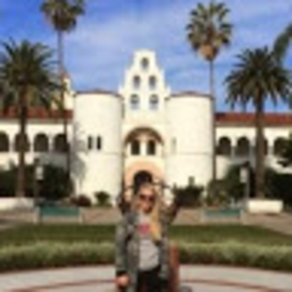 Profile Picture of Brandy Carron-kukish (@brandyck17) on Poshmark