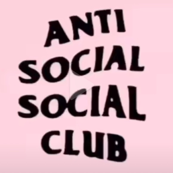 Profile Picture of Kalley Starbird (@kalleystarbird) on Poshmark