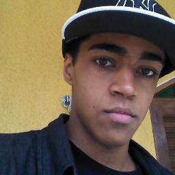 Profile Picture of Daniel Henrique (@Dan_Zieg) on Twitter