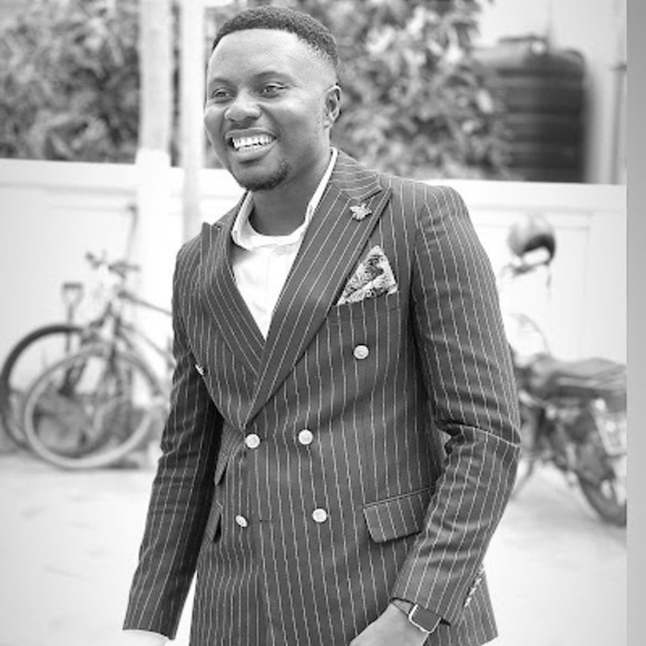 Profile Picture of Bryte Appiah (@bryteappia) on Poshmark
