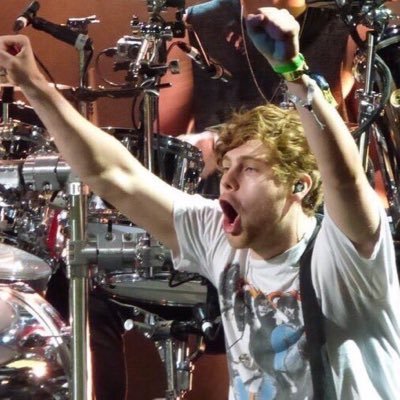 Profile Picture of  💁 (@GrolliQueens5) on Twitter