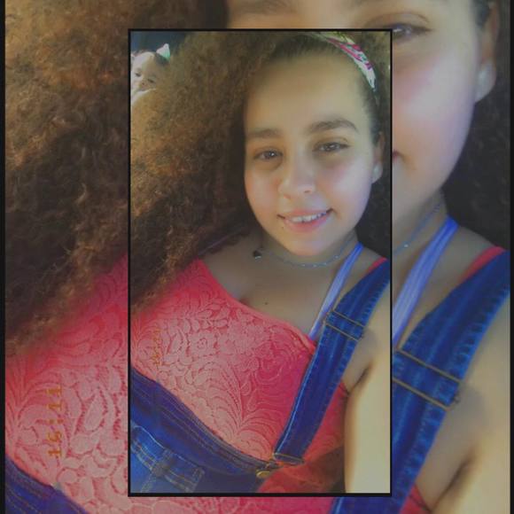 Profile Picture of De jesus Chaly (@chalydejesus) on Poshmark