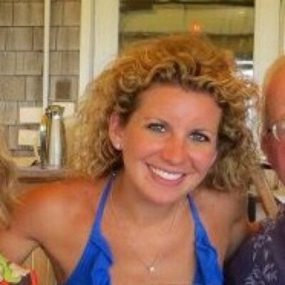 Profile Picture of Julie McDermott (@JulieMarie42) on Twitter