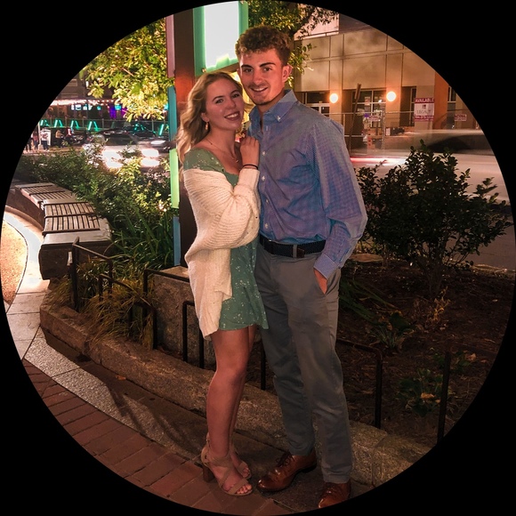 Profile Picture of Piper Dillon (@piperdillon) on Poshmark