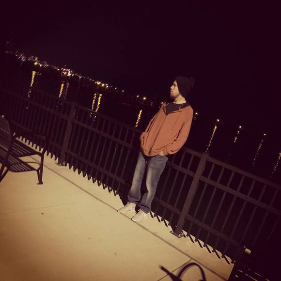 Profile Picture of Tyler Schumann (@tylerschumann) on Poshmark