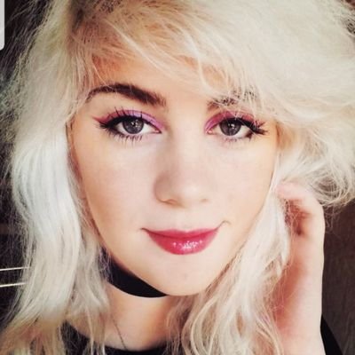 Profile Picture of Nancy Bacon (@UltraGreyGirl) on Twitter