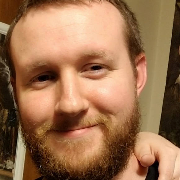 Profile Picture of John Spinder (@jspin021) on Poshmark