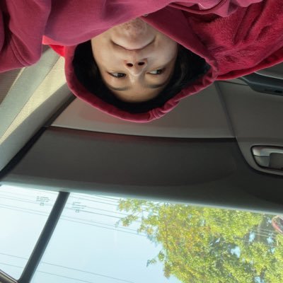 Profile Picture of ashlee kim (@dumssack) on Twitter