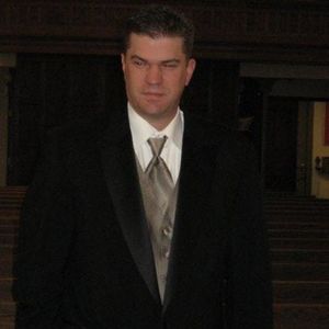 Profile Picture of Kelly Pearson (@kmikepearson) on Myspace