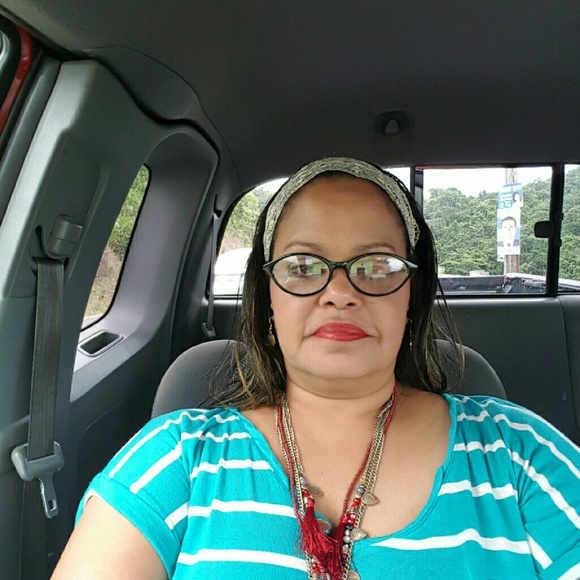 Profile Picture of Zoraida Ortiz (@zortiz123) on Poshmark