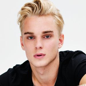 Profile Picture of Robin Donald (@donaldrobin07) on Myspace