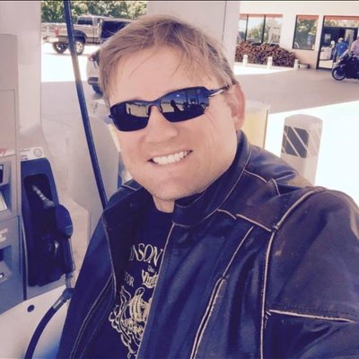 Profile Picture of Michael Maeder (@Sunglassesking1) on Twitter