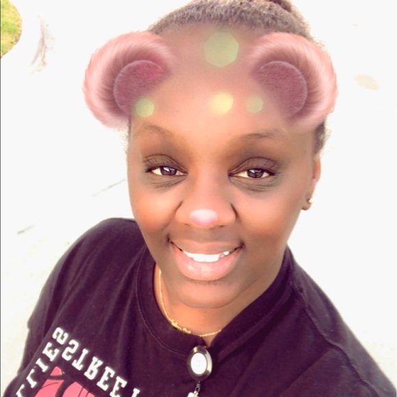 Profile Picture of Keysuana Senegal (@keysuana) on Poshmark