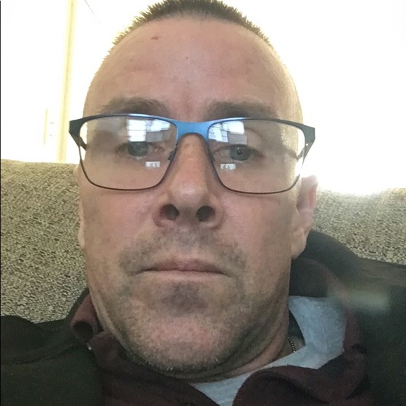 Profile Picture of Nick Kunellis (@theprez325) on Poshmark