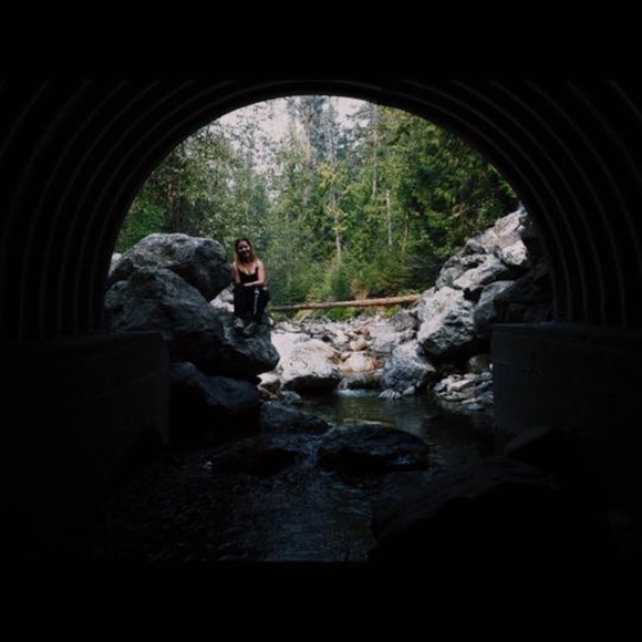 Profile Picture of Sydney Dorchak (@sydneydorchak) on Poshmark