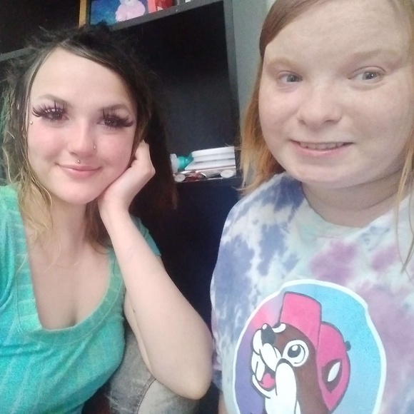 Profile Picture of Casey Hendrix (@gamercaseyy) on Poshmark