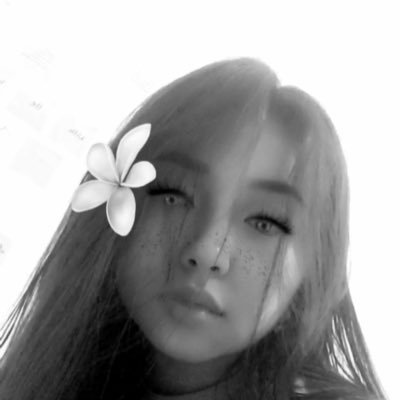 Profile Picture of Julia Nguyen (@julianguyen78) on Twitter