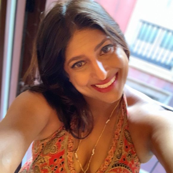 Profile Picture of Neeta Mulgaokar (@nsm519) on Poshmark