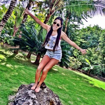 Profile Picture of Nicky Jocelyn-Holt (@NickyJoHo) on Twitter