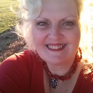 Profile Picture of Susan Claxton (@SusanCClaxton) on Twitter
