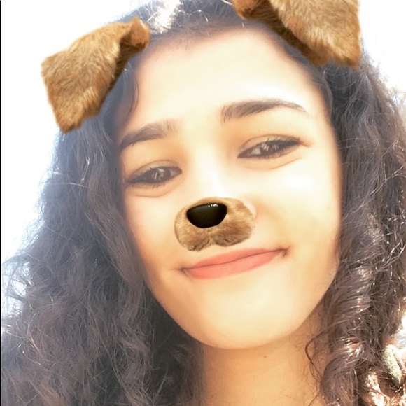 Profile Picture of Nesreen Habbas (@nesreenhabbas1) on Poshmark