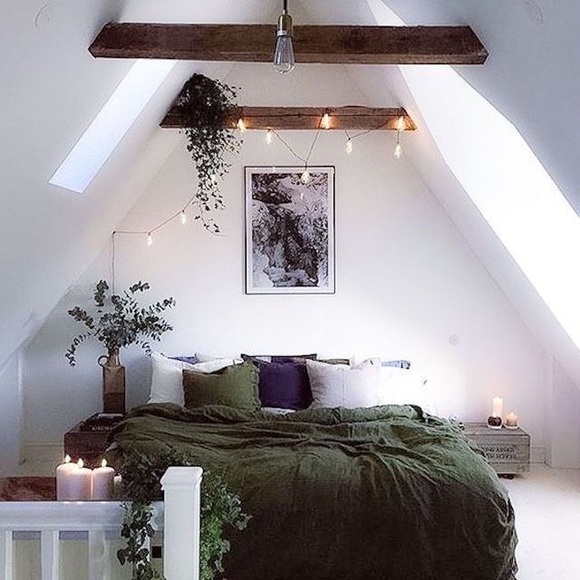 Profile Picture of Johanna Cano (@johannac921) on Poshmark