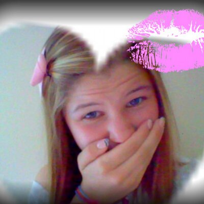 Profile Picture of Abby Crabtree (@CRYNOVABIEBER) on Twitter