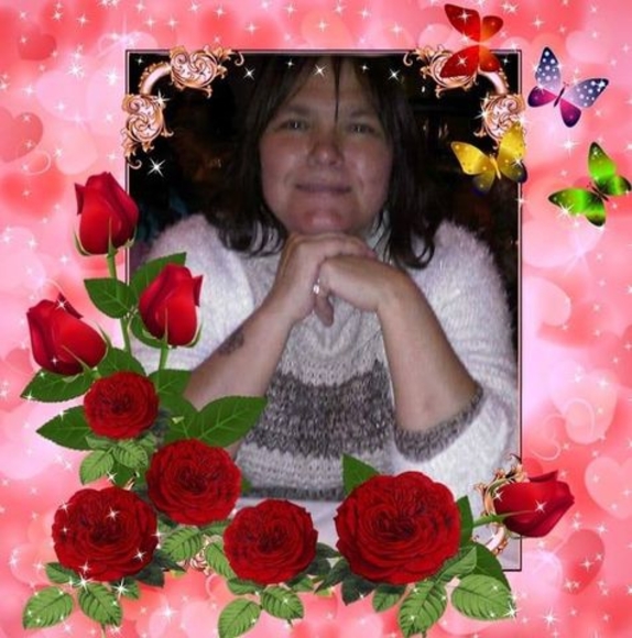Profile Picture of Bobbi Truax (@bobbitruax) on Poshmark