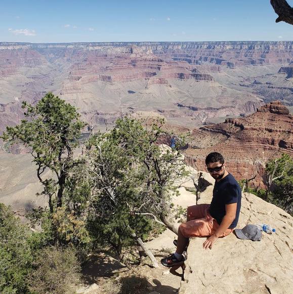 Profile Picture of Petro Shtohryn (@shtogrin90) on Poshmark