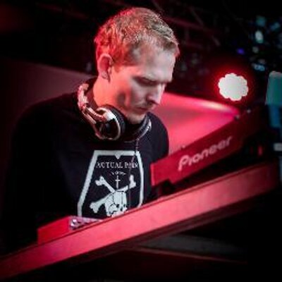 Profile Picture of Paul Sadness (@paul_sadness) on Twitter