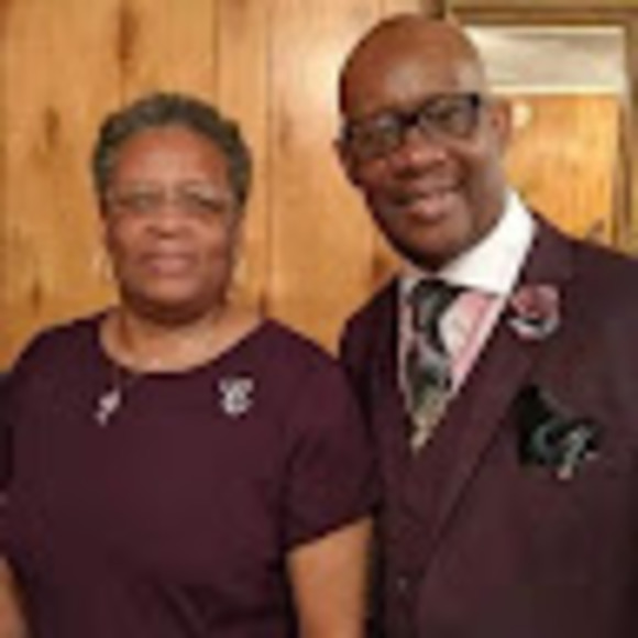 Profile Picture of Darryl Lott (@dmlott55) on Poshmark