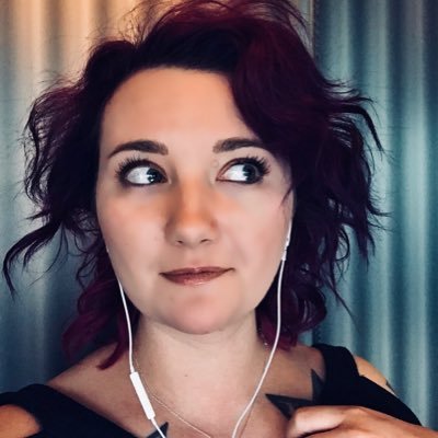 Profile Picture of  🌩Jo Lough 🌩 (@go_team_jo) on Twitter