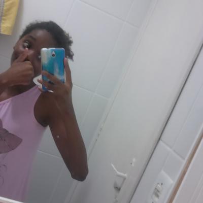 Julia Leonardo - Twitter Profile Picture of Julia Leonardo (@JuliaLeo54) on Twitter