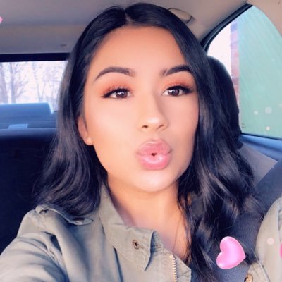 Profile Picture of Adriana Chavez (@Adriana_CCalyen) on Twitter