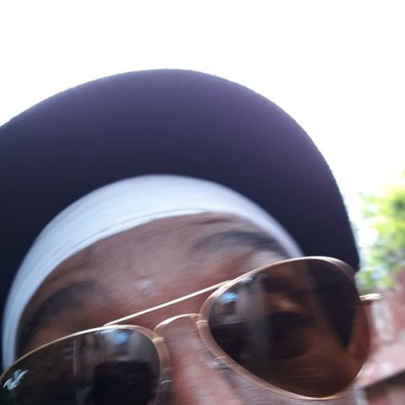 Profile Picture of Michael Allard (@michaelprophet2) on Poshmark